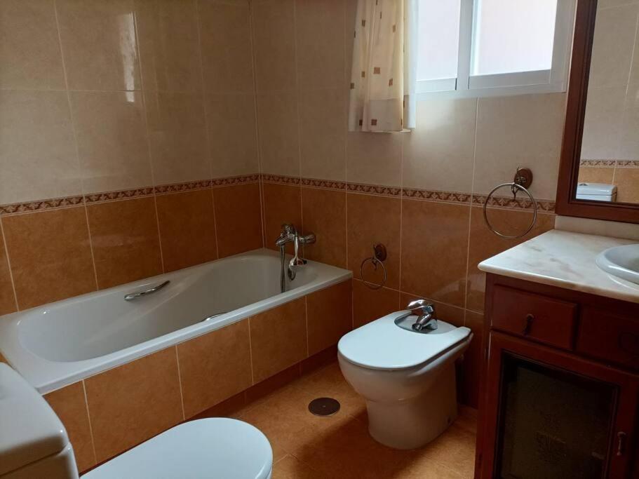 Апартаменты Apartamento Centrico En Lorca Экстерьер фото